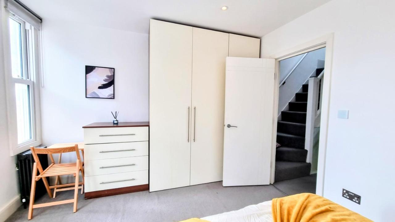 הוילה Surbiton Luxury Garden House 19 מראה חיצוני תמונה