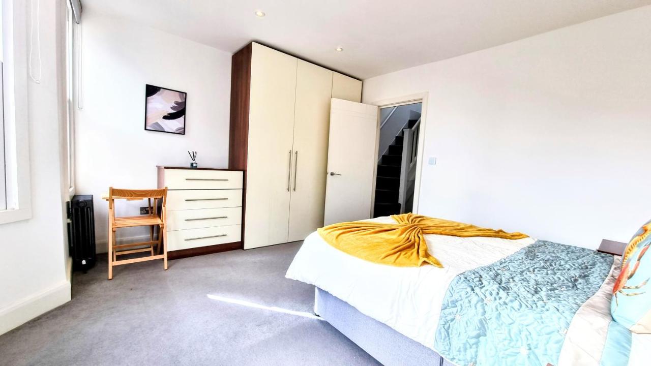 הוילה Surbiton Luxury Garden House 19 מראה חיצוני תמונה